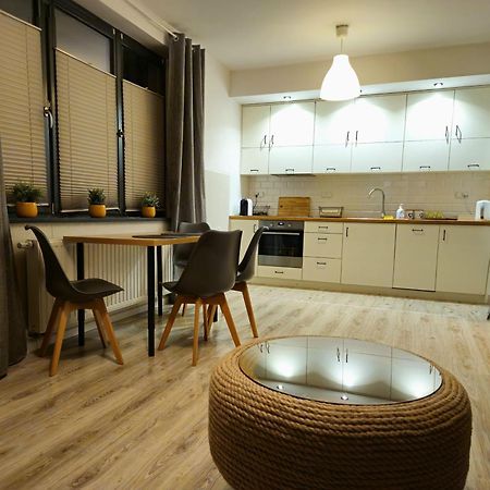 Apartament Czerwone Maki Краков Экстерьер фото