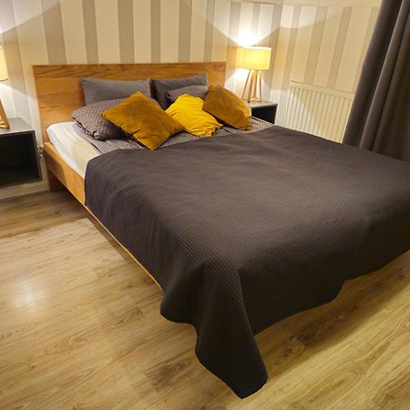 Apartament Czerwone Maki Краков Экстерьер фото