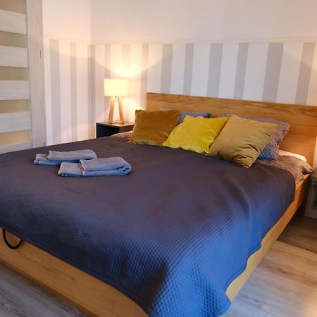 Apartament Czerwone Maki Краков Экстерьер фото